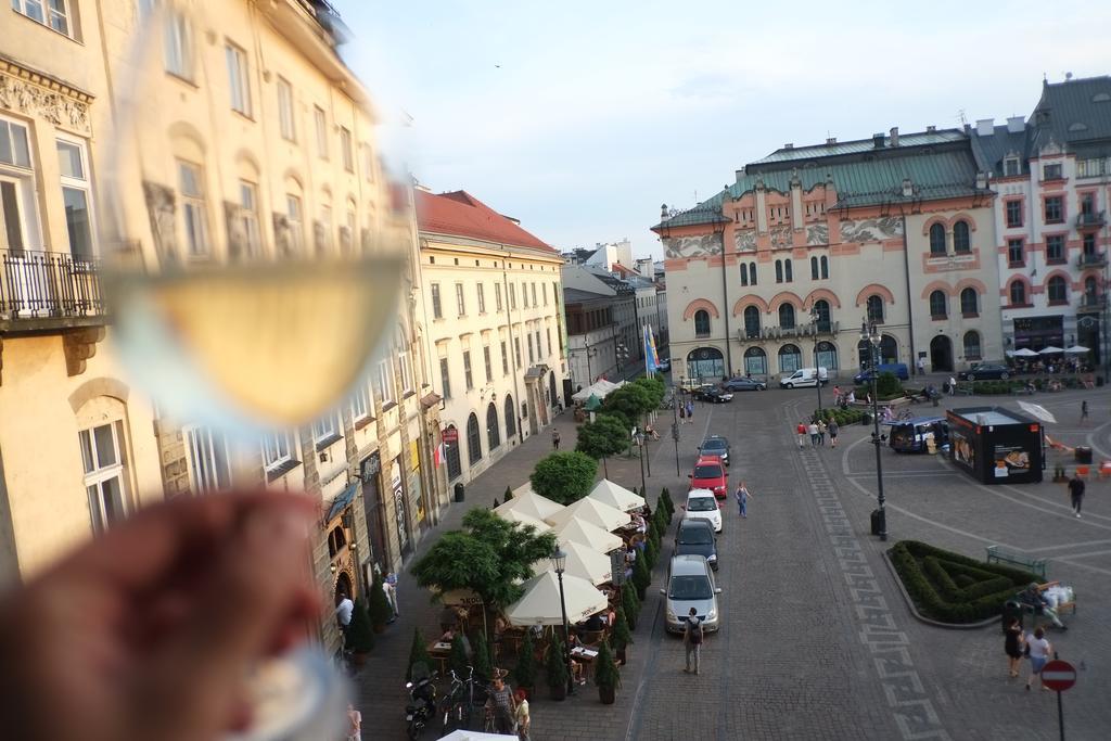 View To The Cracow Basic Daire Krakow Dış mekan fotoğraf